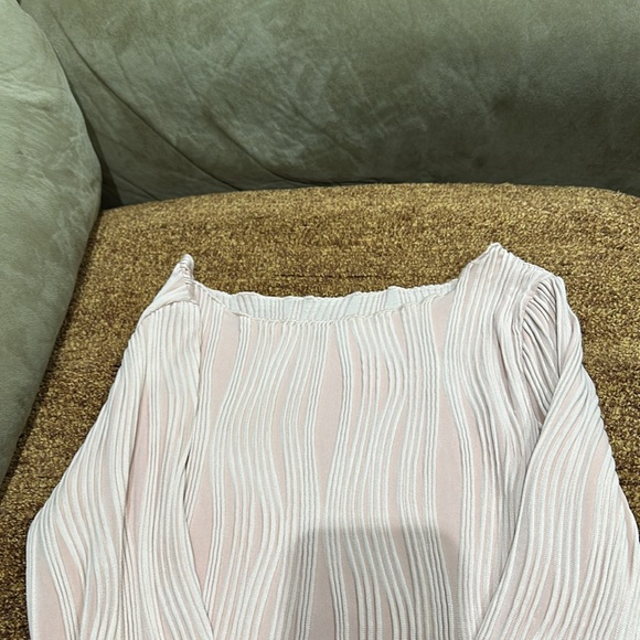 Top size 4 - Picture 2 of 6